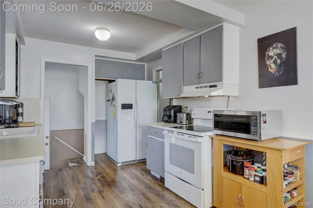 22626 Harmon Street St Clair Shores City, MI 48080