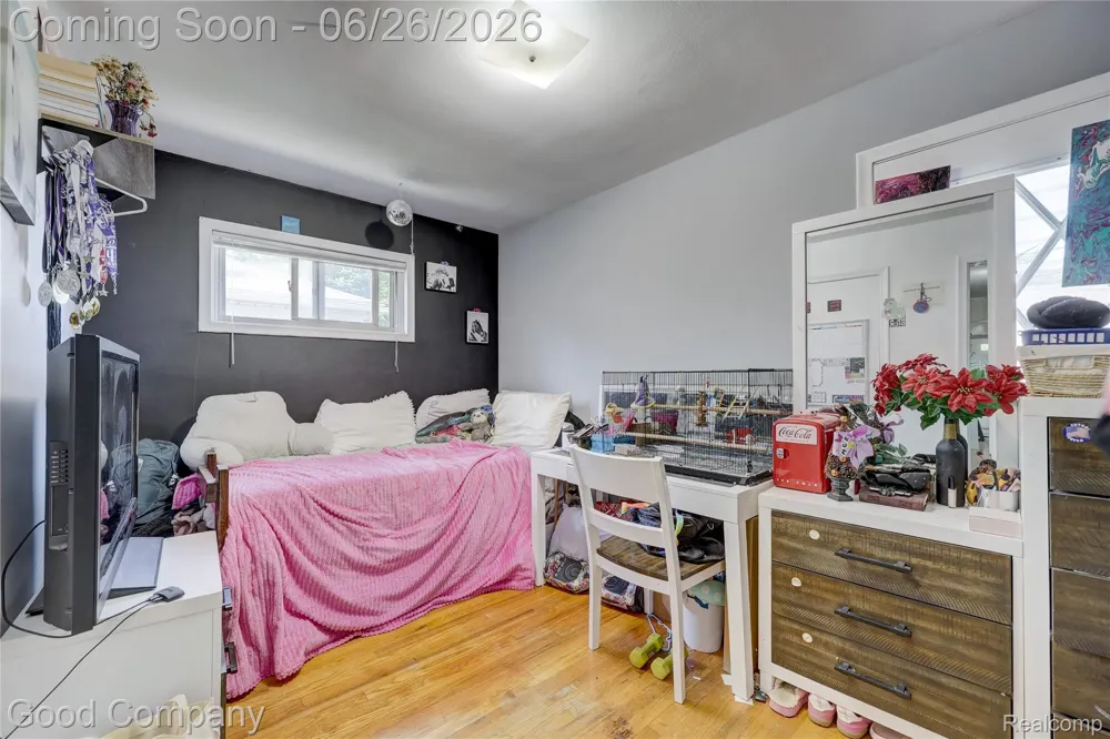 22626 Harmon Street St Clair Shores City, MI 48080