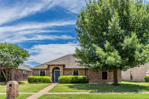 108 Oak Hollow Lane