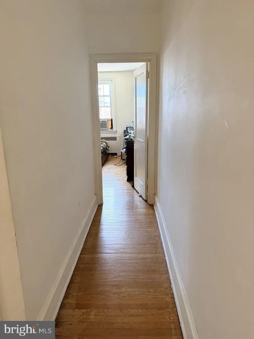 3229 WELLINGTON STREET Philadelphia, PA 19149