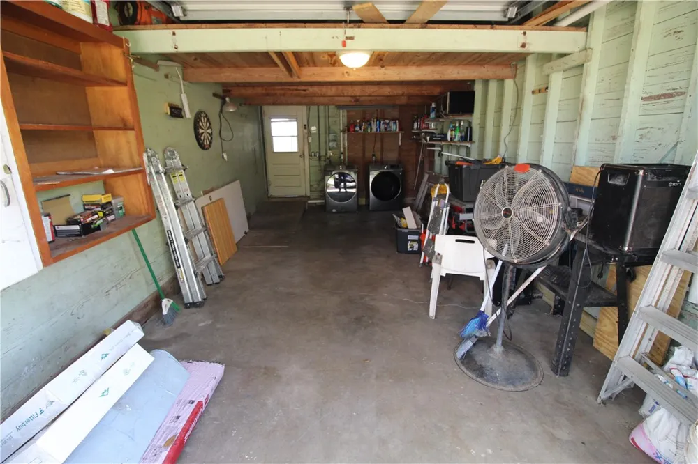 519 Field Avenue Taft, TX 78390