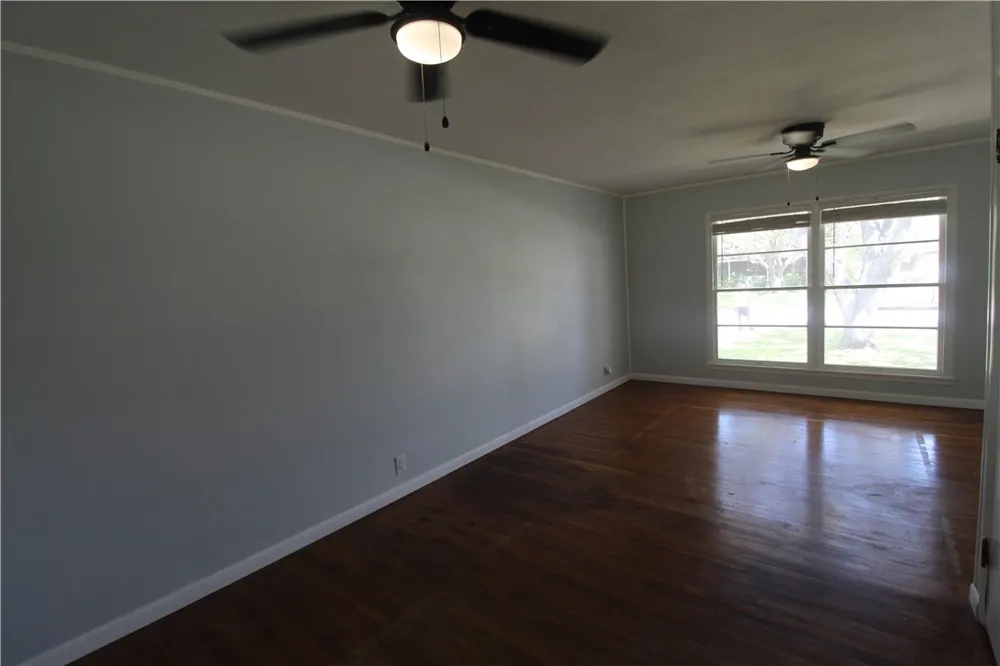 519 Field Avenue Taft, TX 78390