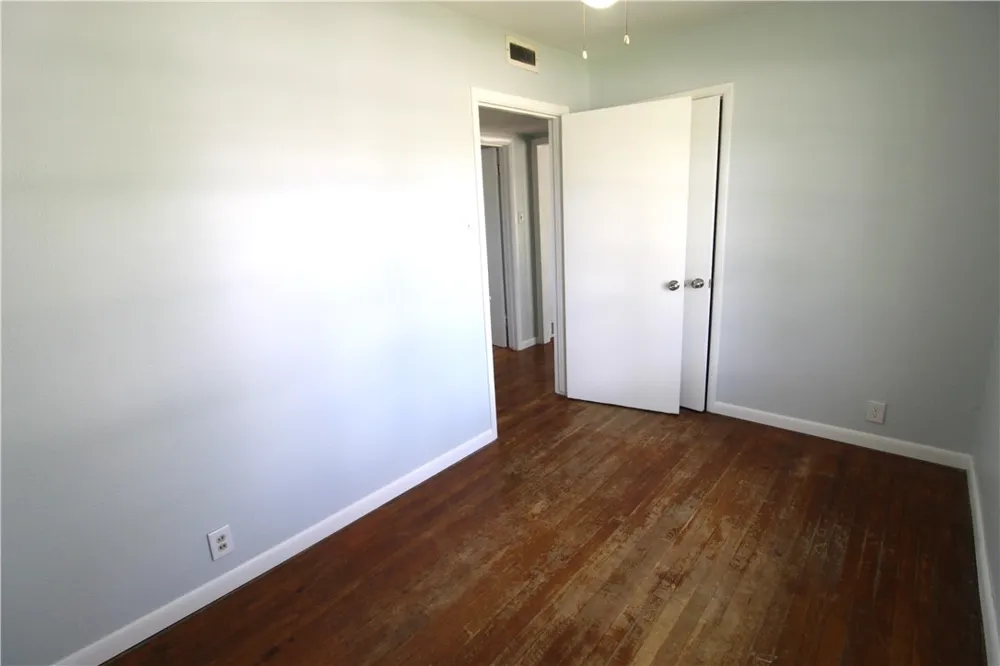 519 Field Avenue Taft, TX 78390