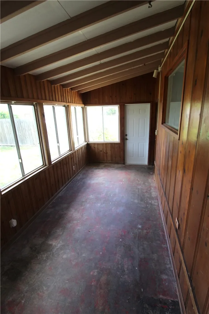 519 Field Avenue Taft, TX 78390