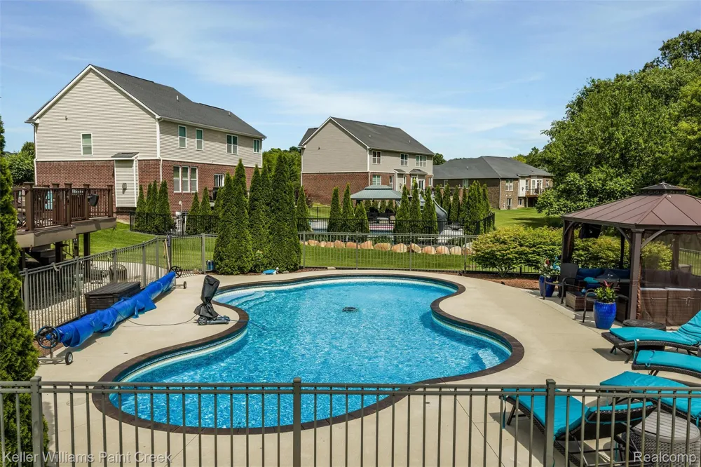 75644 Elk Horn Drive Bruce Township, MI 48065