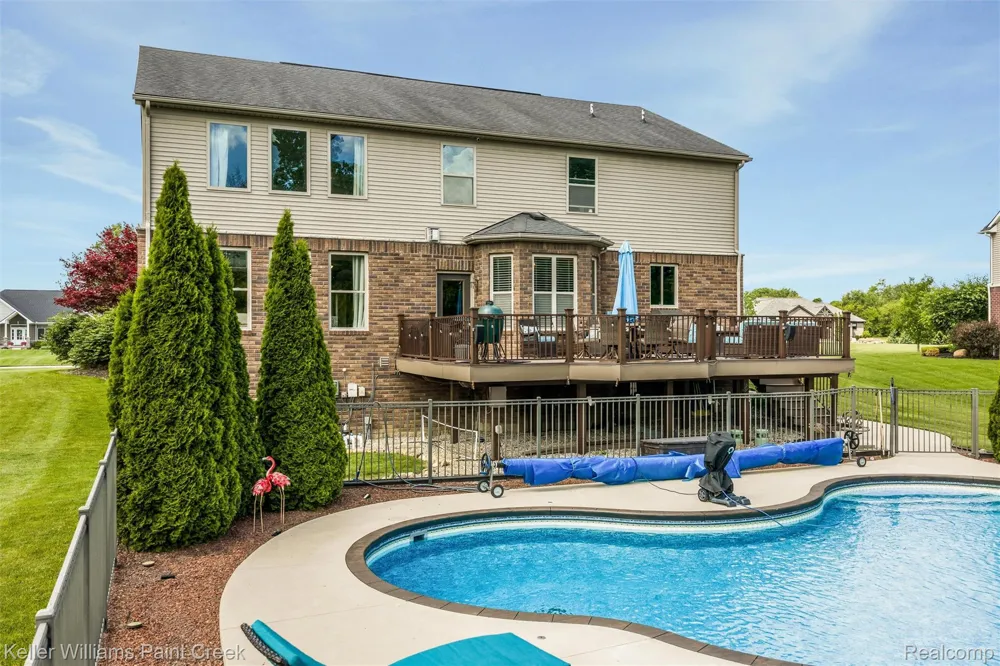 75644 Elk Horn Drive Bruce Township, MI 48065