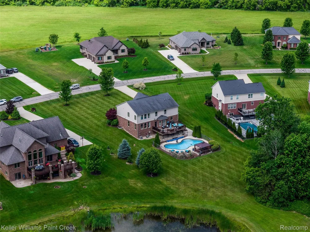 75644 Elk Horn Drive Bruce Township, MI 48065