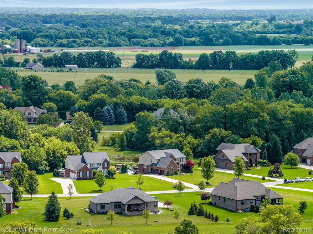 75644 Elk Horn Drive Bruce Township, MI 48065