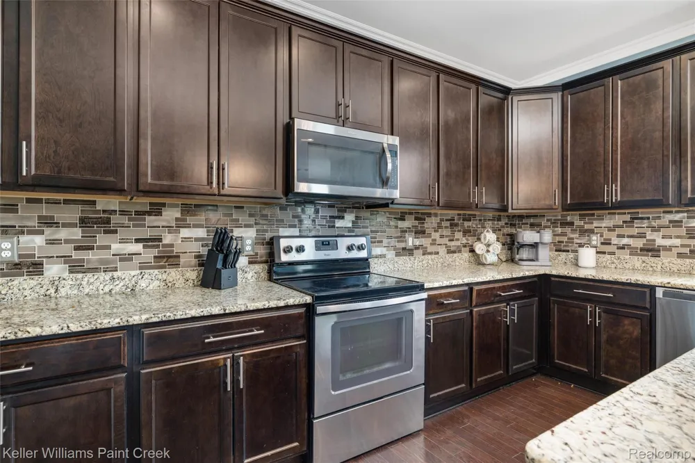 75644 Elk Horn Drive Bruce Township, MI 48065