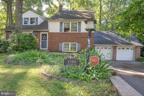 1310 MARY JANE LANE
