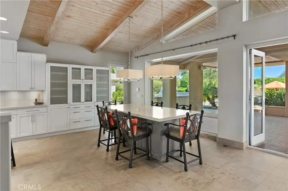6533 Lago Lindo Rancho Santa Fe, CA 92067