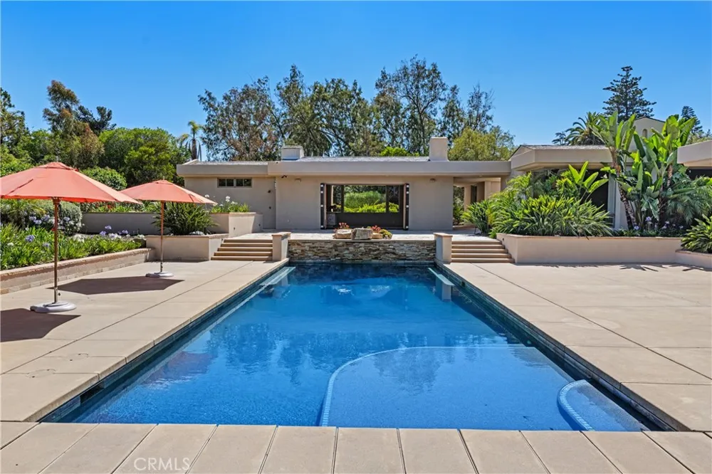 6533 Lago Lindo Rancho Santa Fe, CA 92067