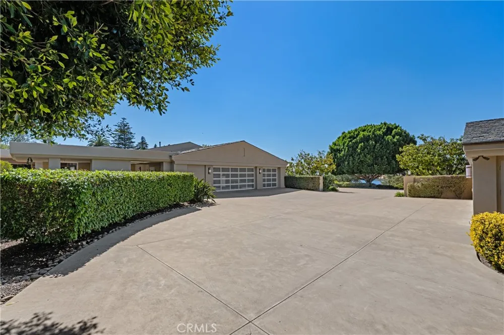 6533 Lago Lindo Rancho Santa Fe, CA 92067