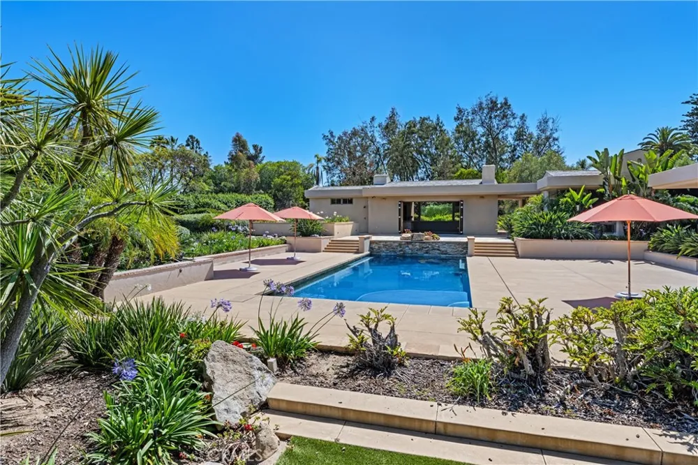 6533 Lago Lindo Rancho Santa Fe, CA 92067
