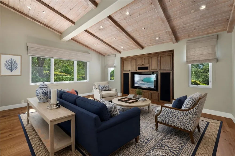 6533 Lago Lindo Rancho Santa Fe, CA 92067