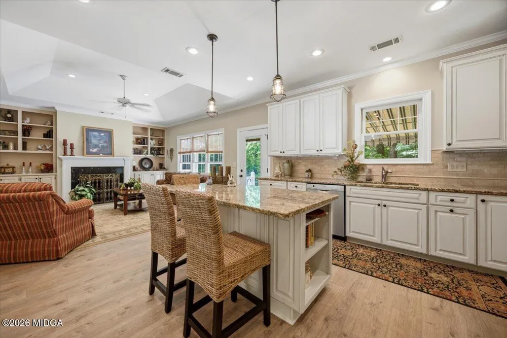137 Brookstone Way Macon, GA 31210