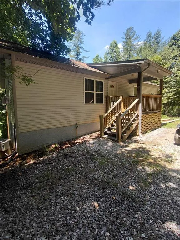 158 Earney Road Blairsville, GA 30512