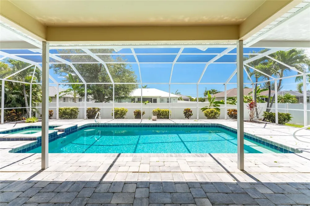 3310 SW 26TH AVENUE Cape Coral, FL 33914