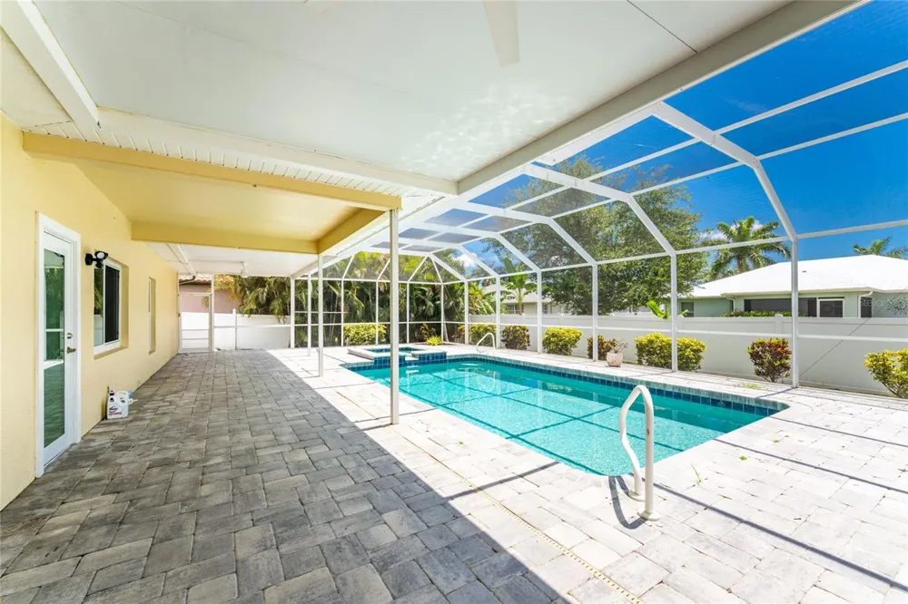 3310 SW 26TH AVENUE Cape Coral, FL 33914