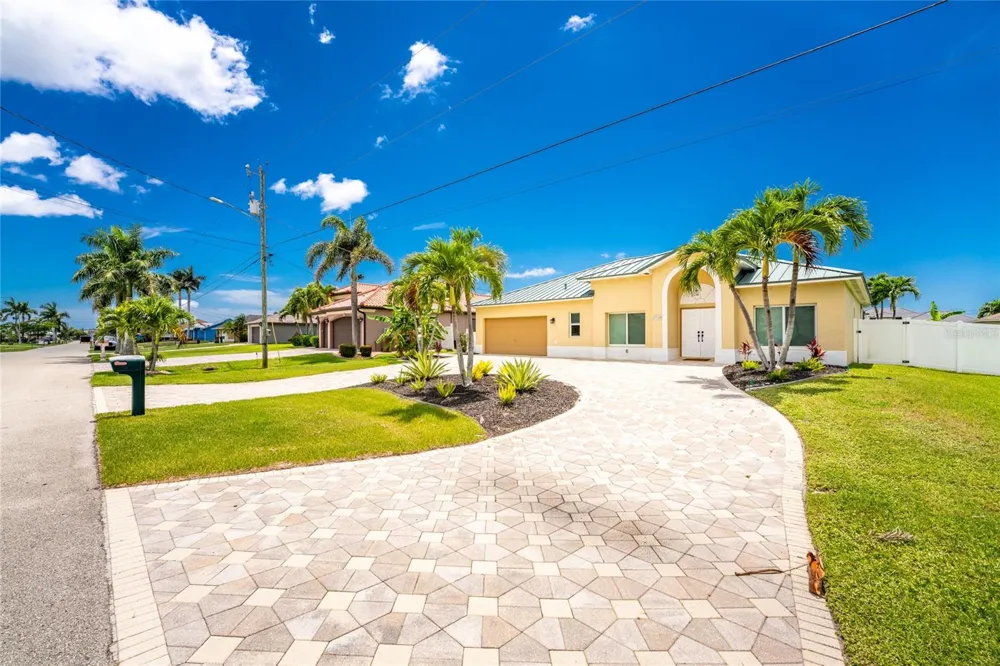 3310 SW 26TH AVENUE Cape Coral, FL 33914
