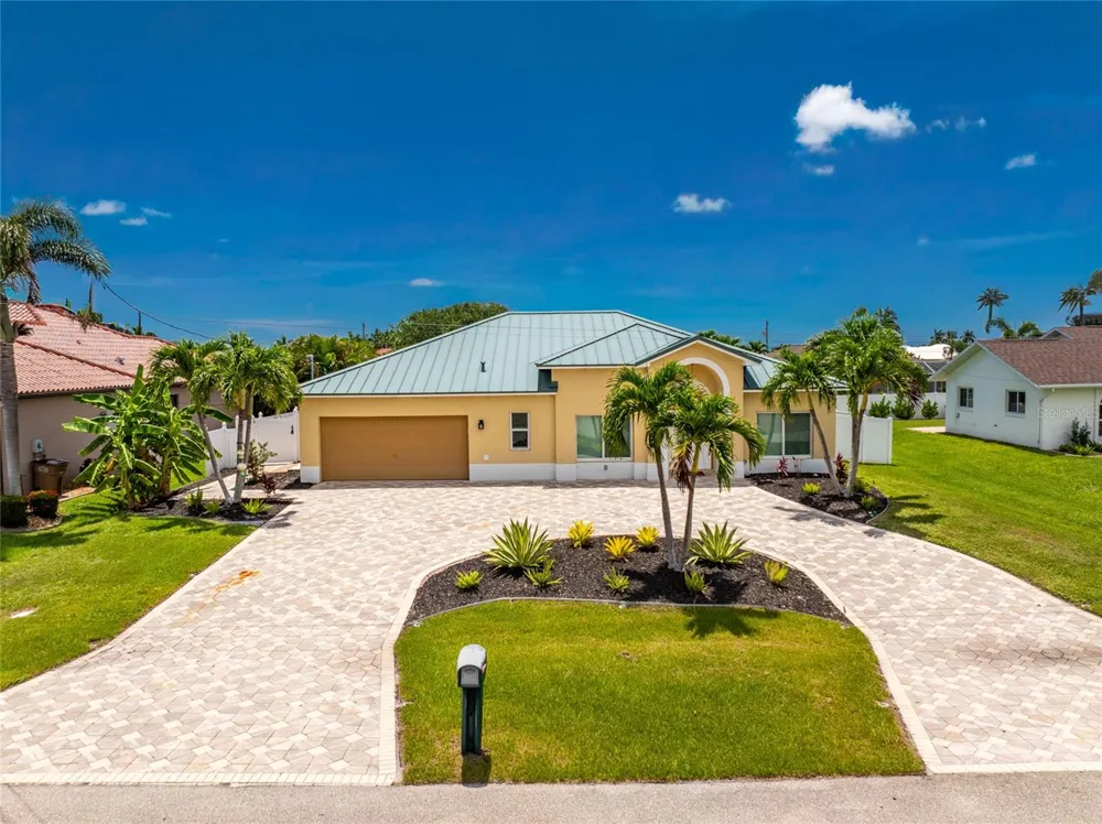 3310 SW 26TH AVENUE Cape Coral, FL 33914