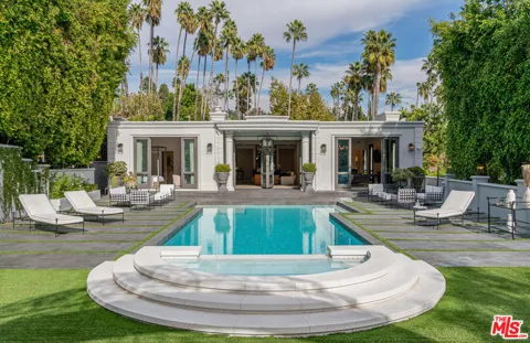 402 Doheny Road