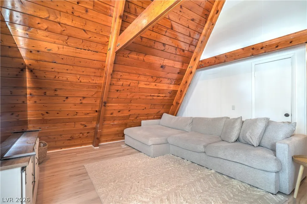 710 Cooper Street Overton, NV 89040
