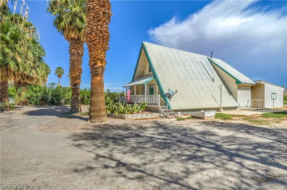 710 Cooper Street Overton, NV 89040
