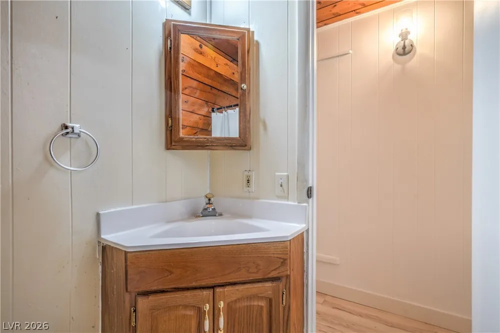 710 Cooper Street Overton, NV 89040