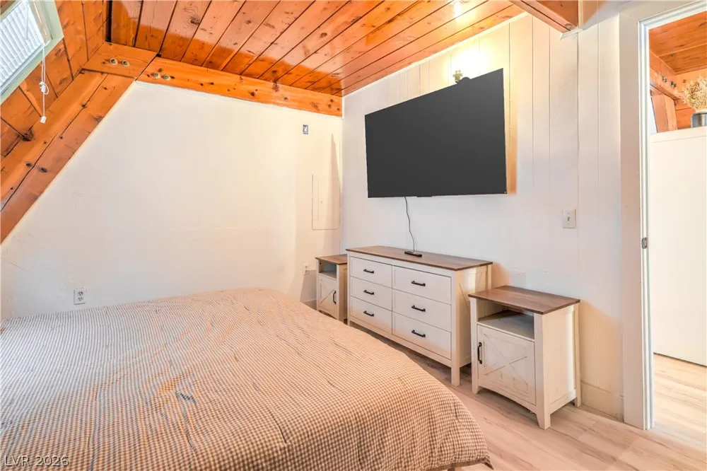 710 Cooper Street Overton, NV 89040