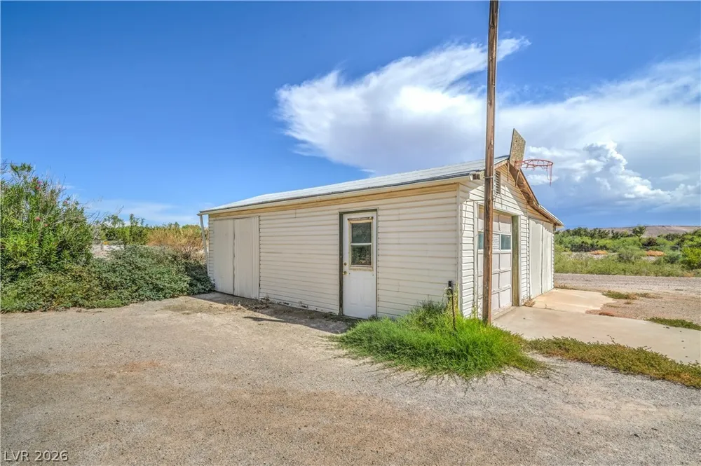 710 Cooper Street Overton, NV 89040