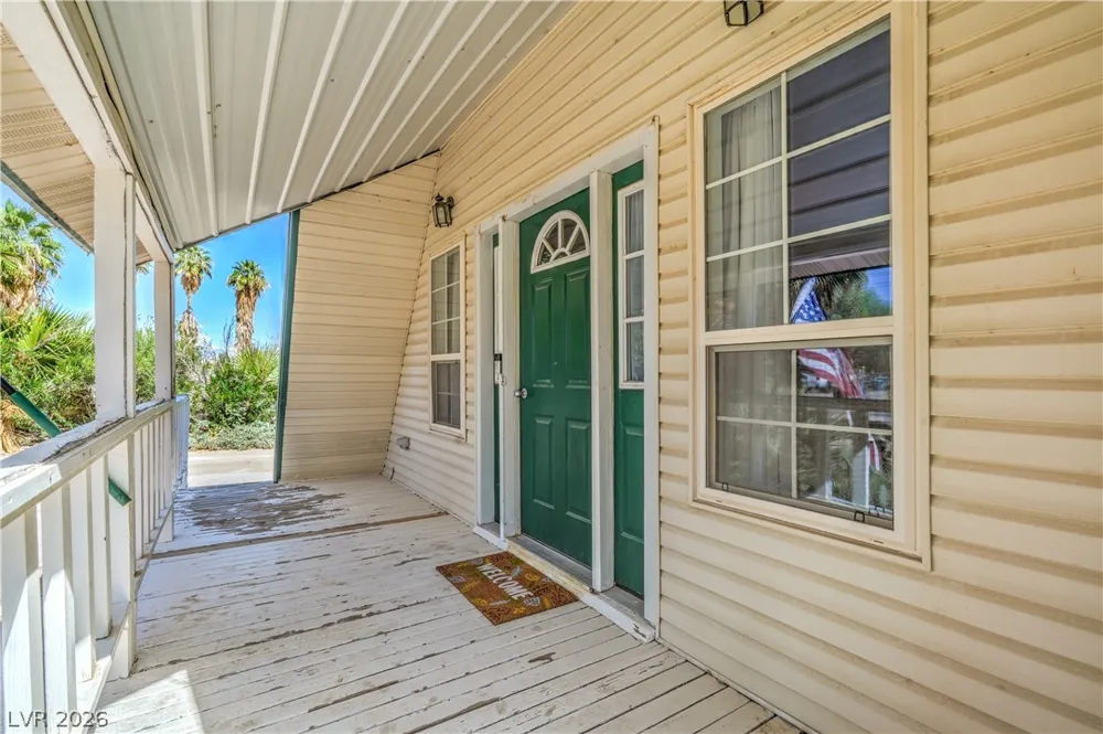 710 Cooper Street Overton, NV 89040