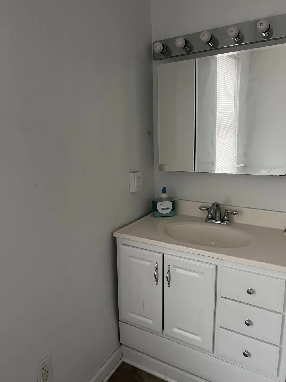 165 Capital Avenue NE Battle Creek City, MI 49017