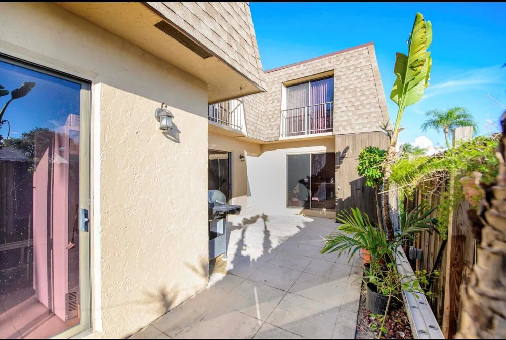 4101 Waterview Circle #41-a Palm Springs, FL 33461