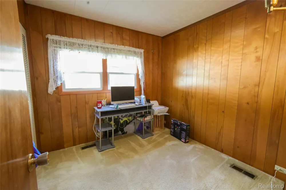 92 Cranberry Beach Blvd White Lake Charter Township, MI 48386