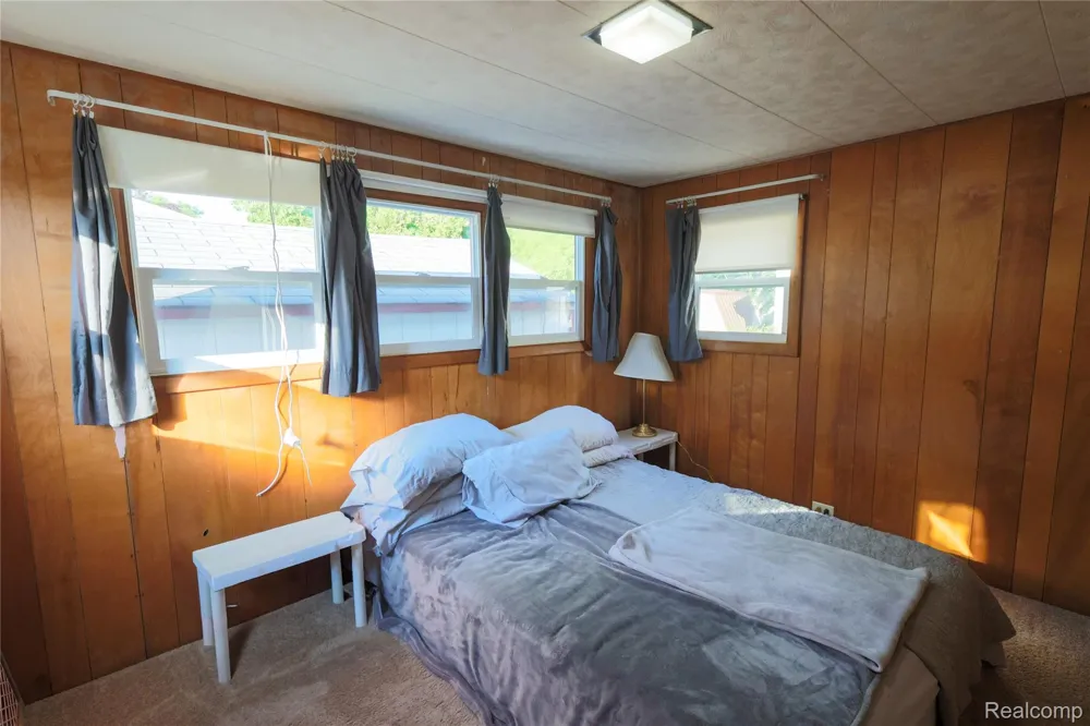 92 Cranberry Beach Blvd White Lake Charter Township, MI 48386