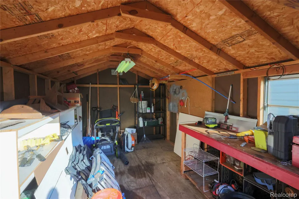 92 Cranberry Beach Blvd White Lake Charter Township, MI 48386