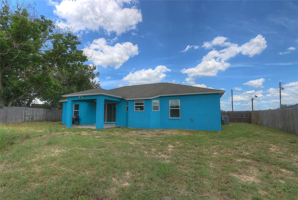 110 PLUM AVENUE Frostproof, FL 33843
