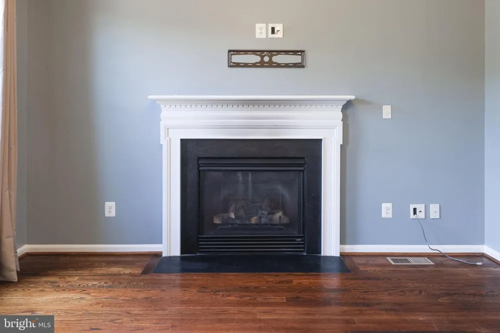 40502 OCONNORS CIRCLE Leesburg, VA 20175