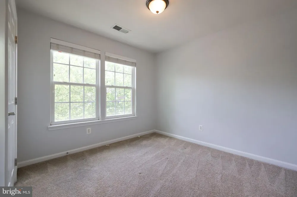 40502 OCONNORS CIRCLE Leesburg, VA 20175
