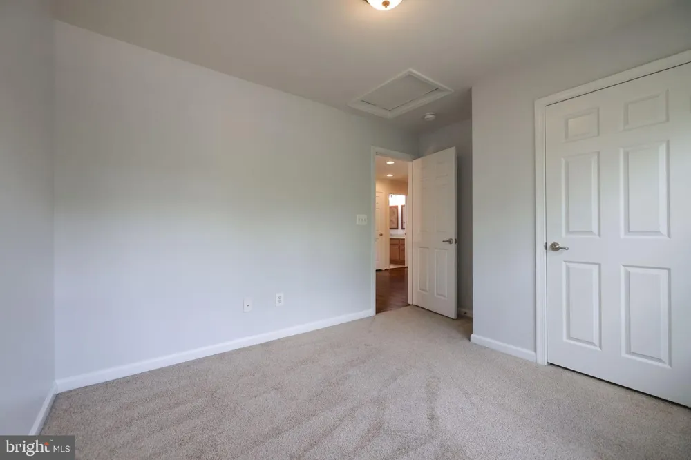 40502 OCONNORS CIRCLE Leesburg, VA 20175
