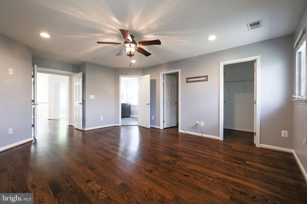 40502 OCONNORS CIRCLE Leesburg, VA 20175