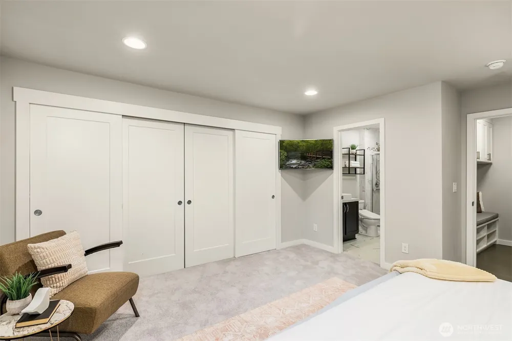 12819 SE 75th Court Newcastle, WA 98056