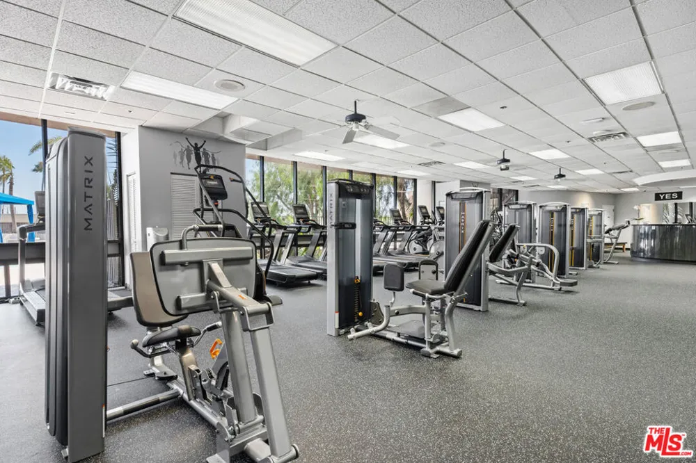 4265 Marina City Drive #1005 Marina del Rey, CA 90292