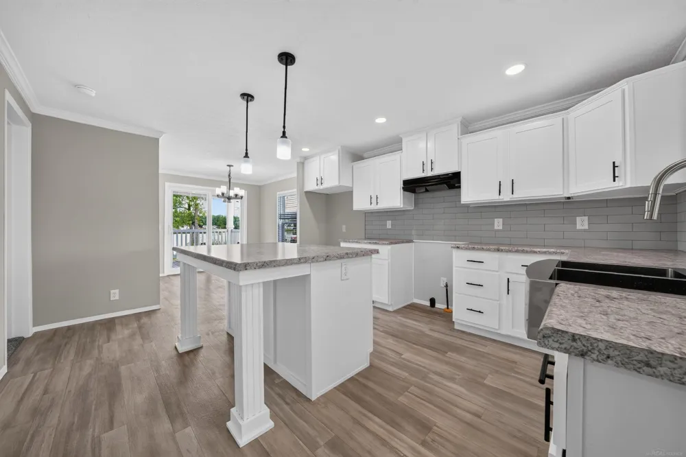 180 Riviera Drive Lapeer Township, MI 48446