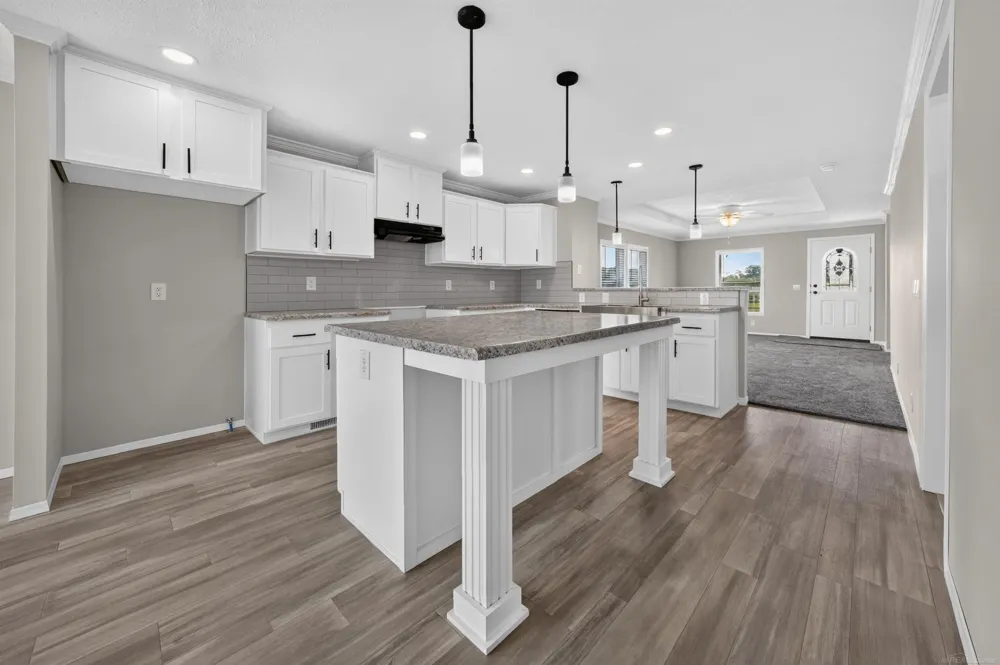 180 Riviera Drive Lapeer Township, MI 48446