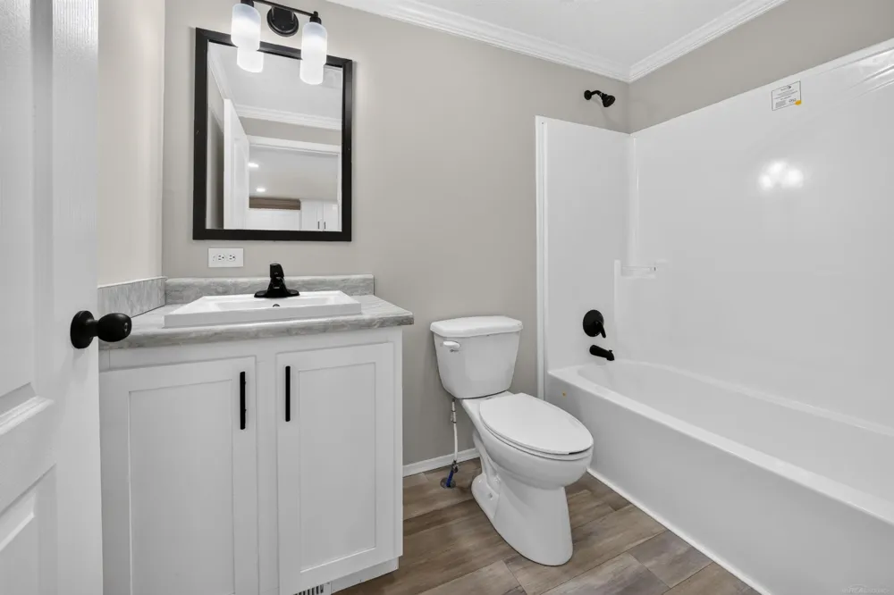 180 Riviera Drive Lapeer Township, MI 48446