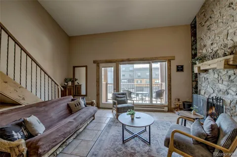 600 S Park Avenue #218