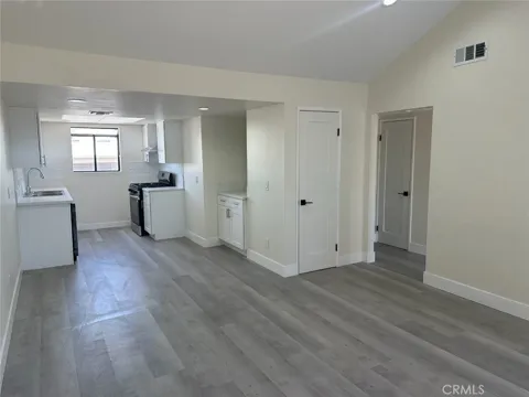 44155 10th W