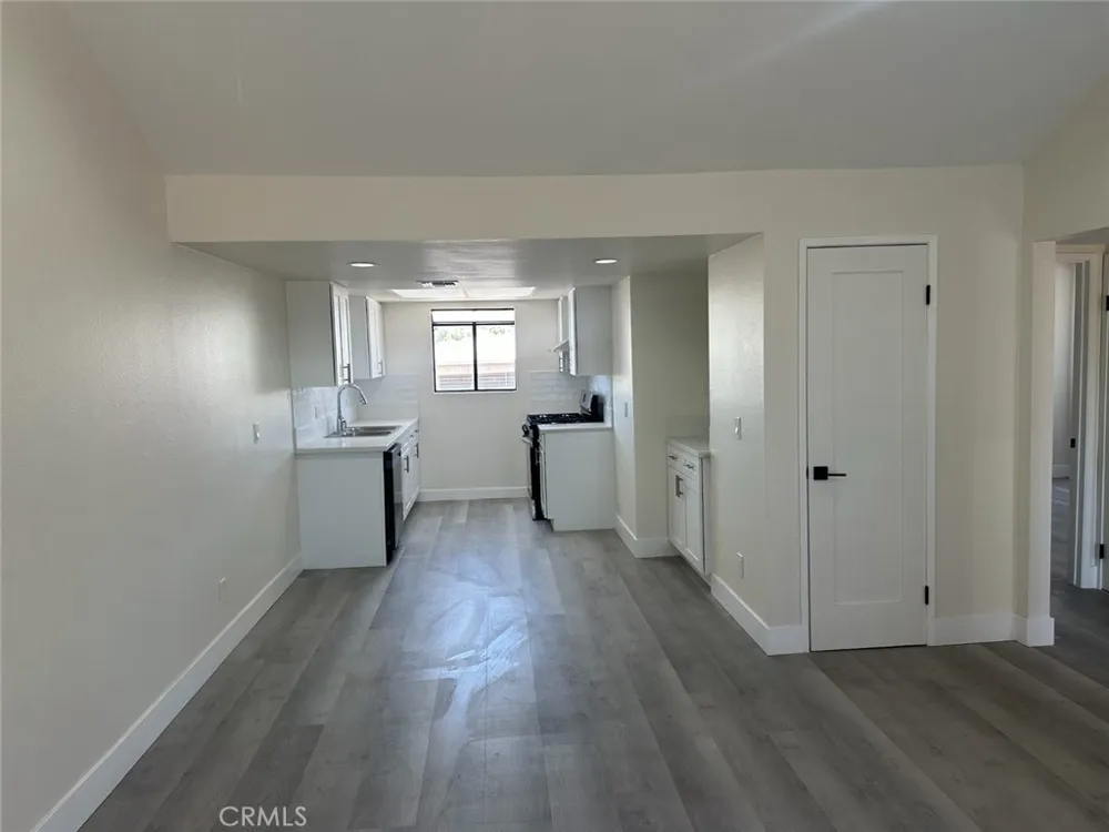 44155 10th W Lancaster, CA 93534